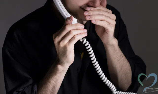 電話口の怪しい人